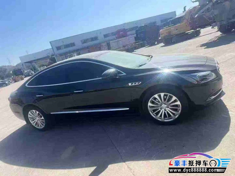 17年别克君越轿车抵押车出售