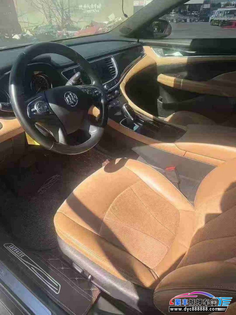 17年别克君越轿车抵押车出售