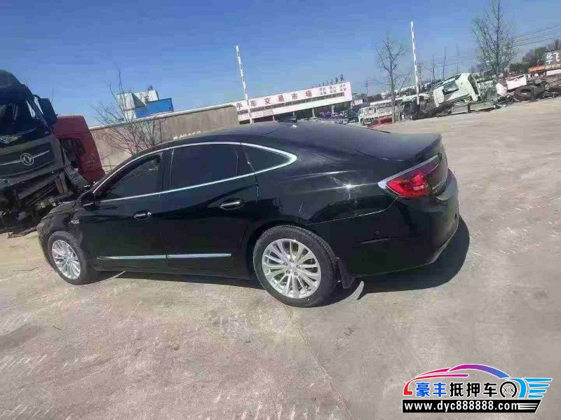 17年别克君越轿车抵押车出售