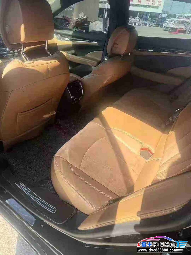 17年别克君越轿车抵押车出售