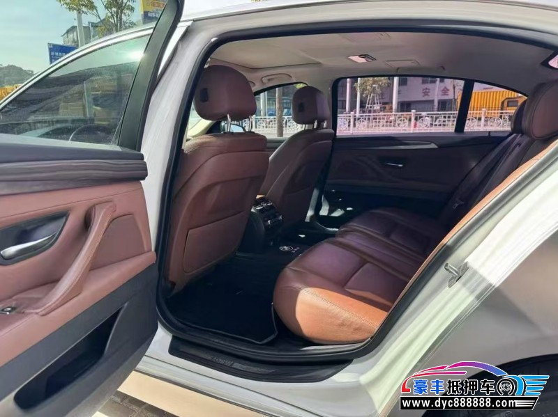 16年宝马5系轿车抵押车出售