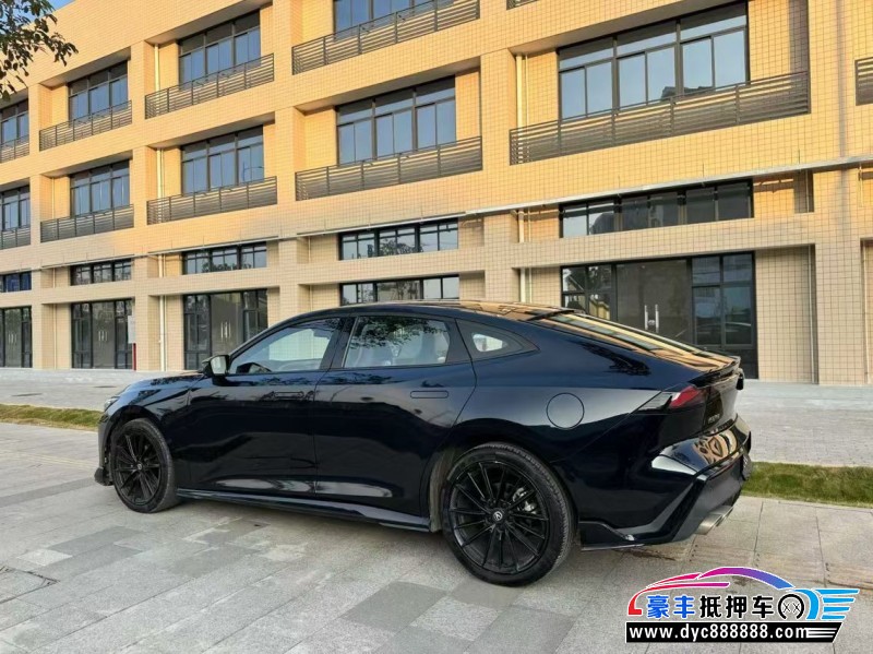 24年长安长安UNI轿车抵押车出售