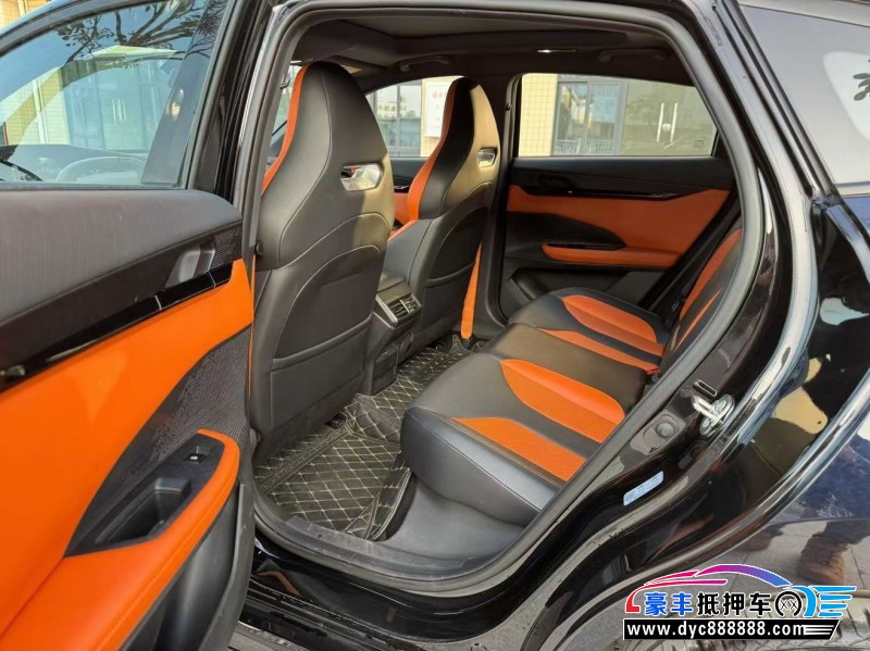 24年长安长安UNI轿车抵押车出售