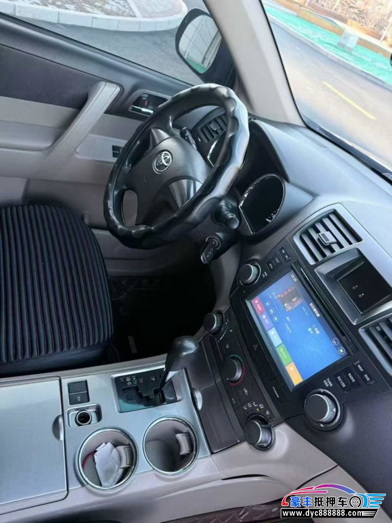 15年丰田汉兰达轿车抵押车出售