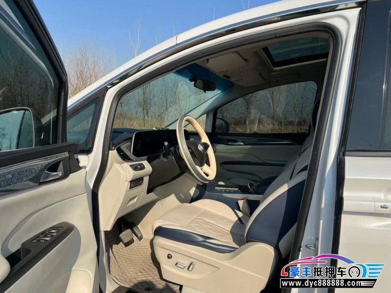 20年别克GL8轿车抵押车出售