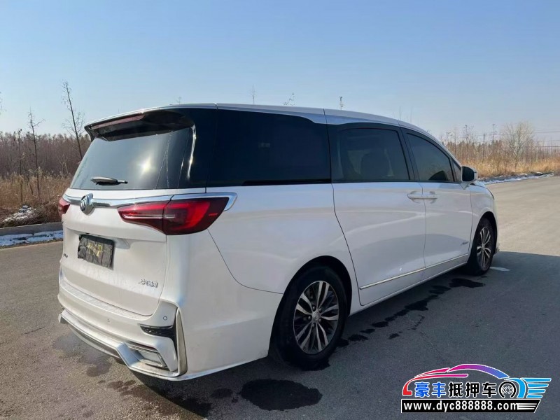 20年别克GL8轿车抵押车出售