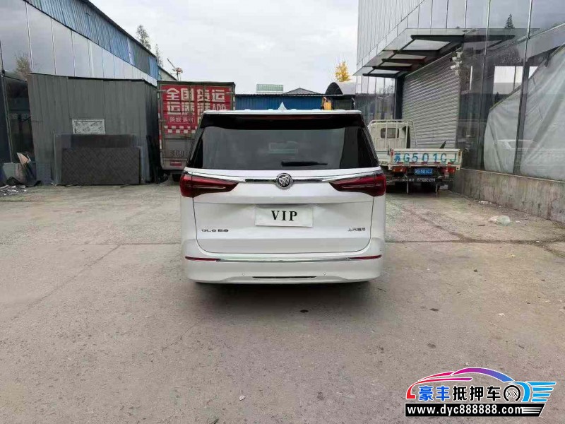 24年别克GL8轿车抵押车出售