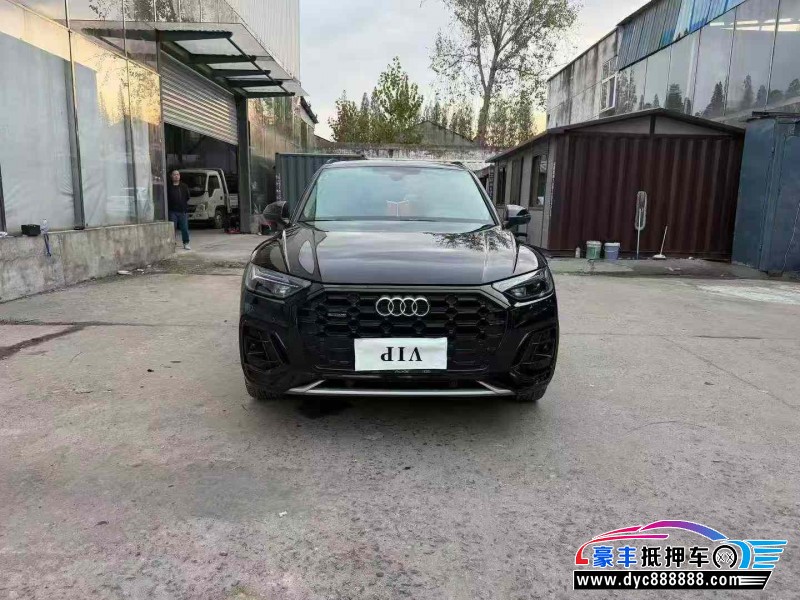 23年奥迪Q5轿车抵押车出售