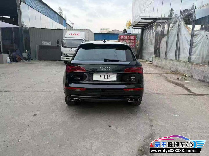 23年奥迪Q5轿车抵押车出售