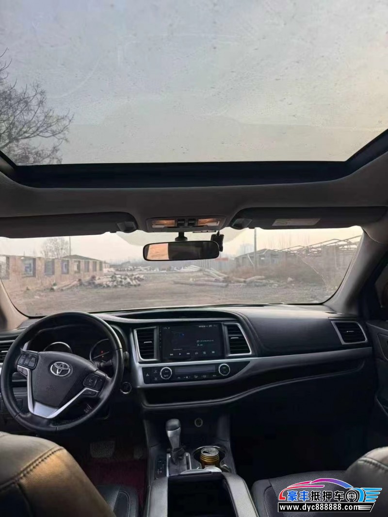 16年丰田汉兰达轿车抵押车出售