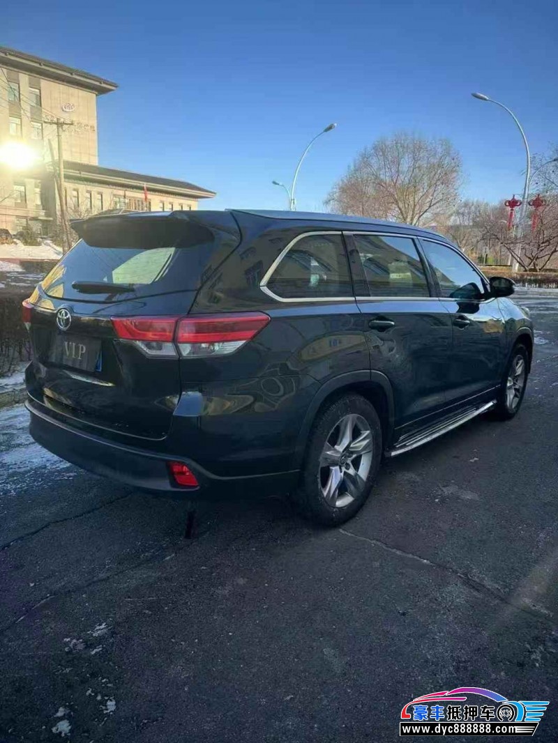 20年丰田汉兰达轿车抵押车出售