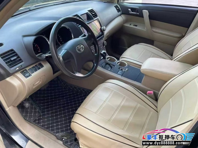 13年丰田汉兰达轿车抵押车出售