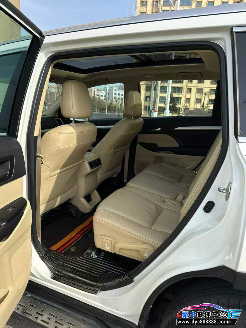 16年丰田汉兰达轿车抵押车出售