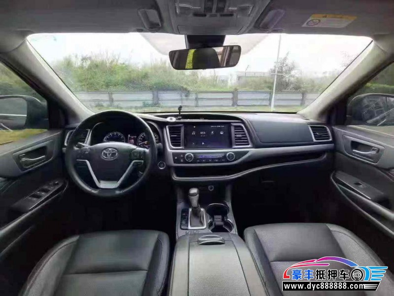 21年丰田汉兰达轿车抵押车出售