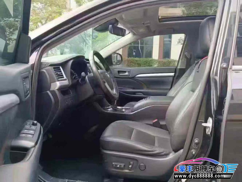 21年丰田汉兰达轿车抵押车出售