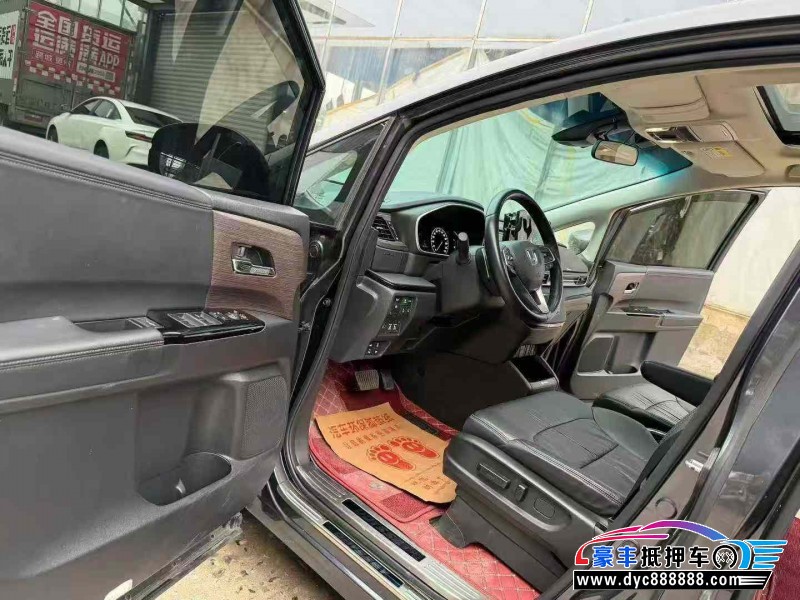 22年本田奥德赛轿车抵押车出售