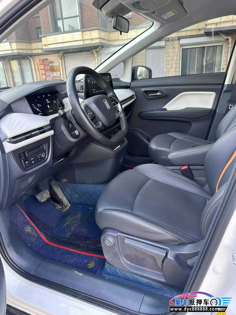 24年奔腾奔腾NAT轿车抵押车出售