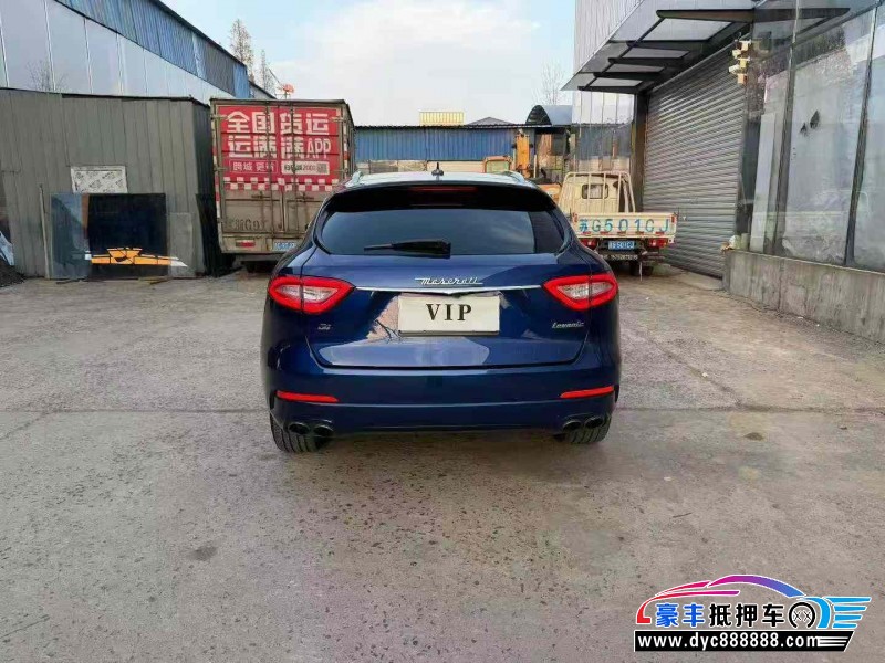 18年玛莎拉蒂莱万特轿车抵押车出售