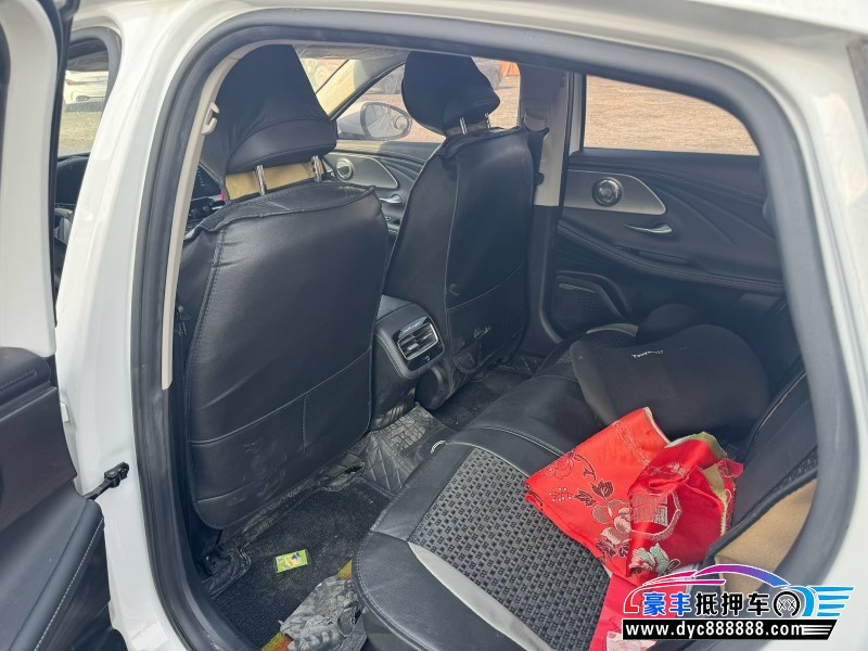 24年奇瑞艾瑞泽轿车抵押车出售