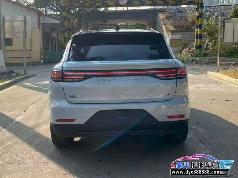 23年零跑C11轿车抵押车出售