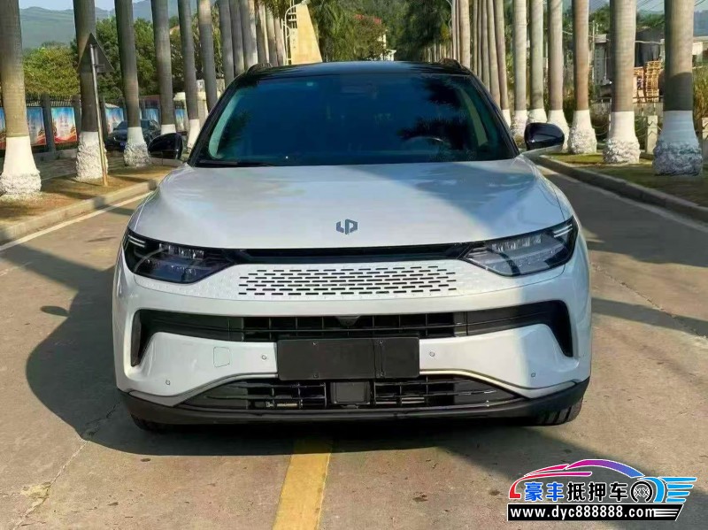 23年零跑C11轿车抵押车出售