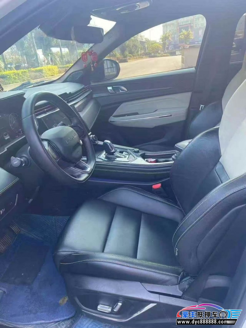 20年领克05轿车抵押车出售