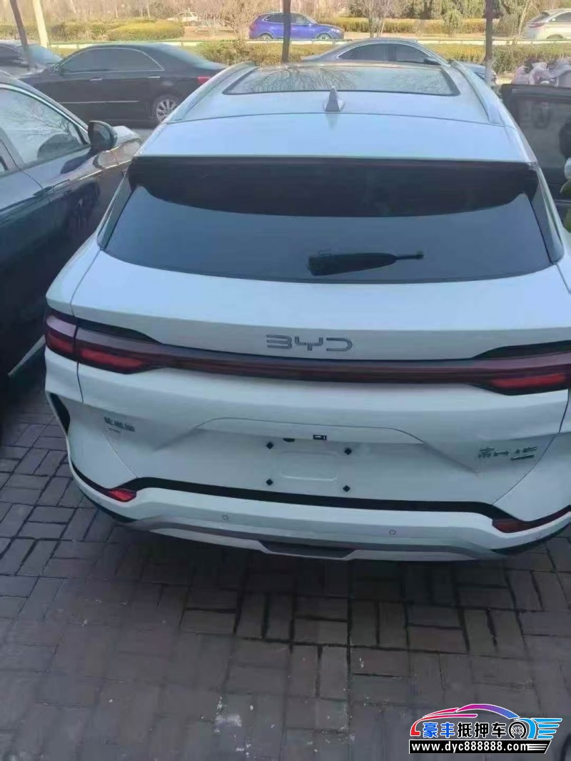 25年比亚迪宋轿车抵押车出售