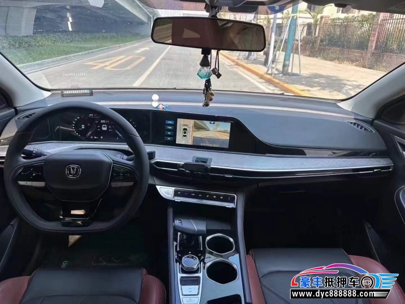 24年长安逸动轿车抵押车出售