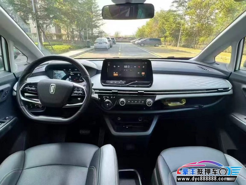 24年奔腾奔腾NAT轿车抵押车出售