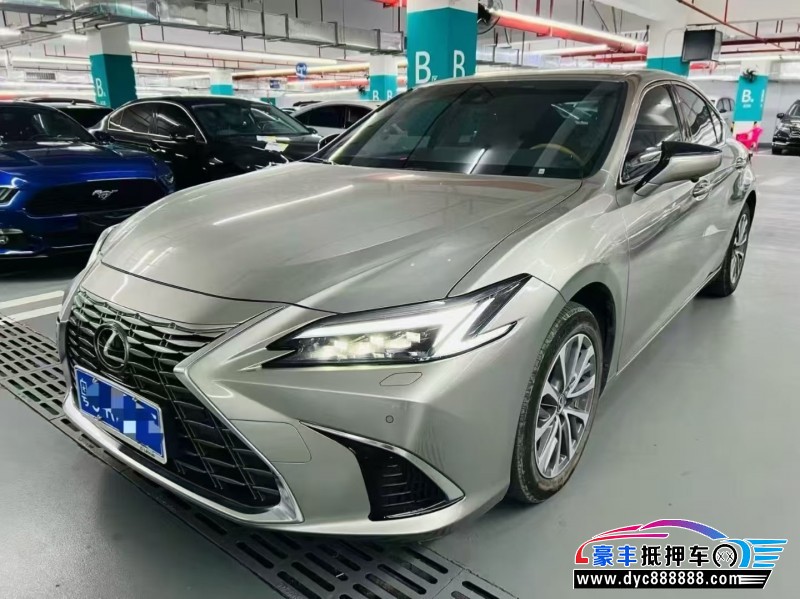 25年雷克萨斯ES轿车抵押车出售