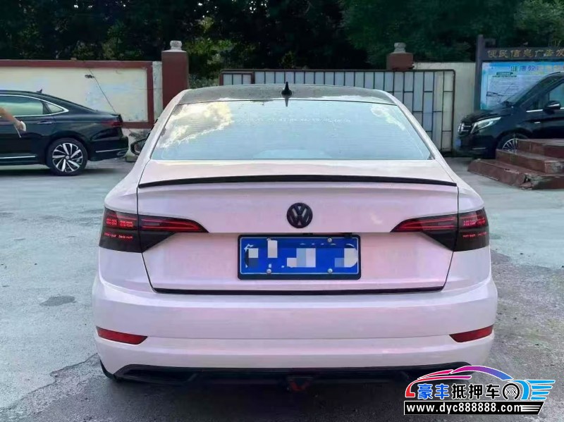 21年大众速腾轿车抵押车出售