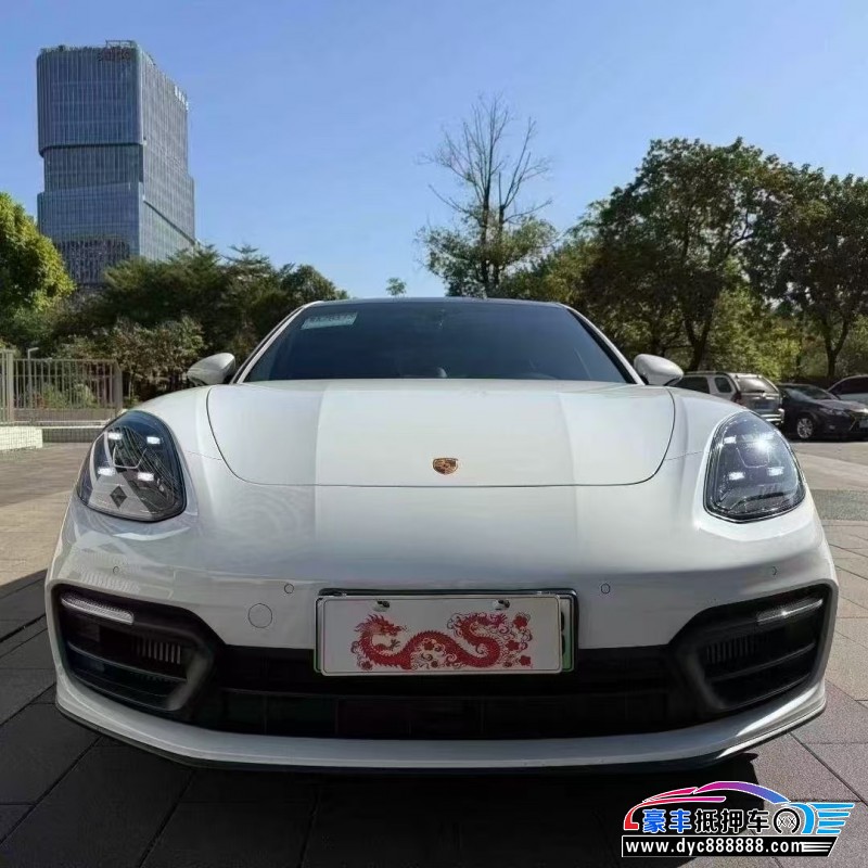 抵押车出售22年保时捷帕纳梅拉轿车