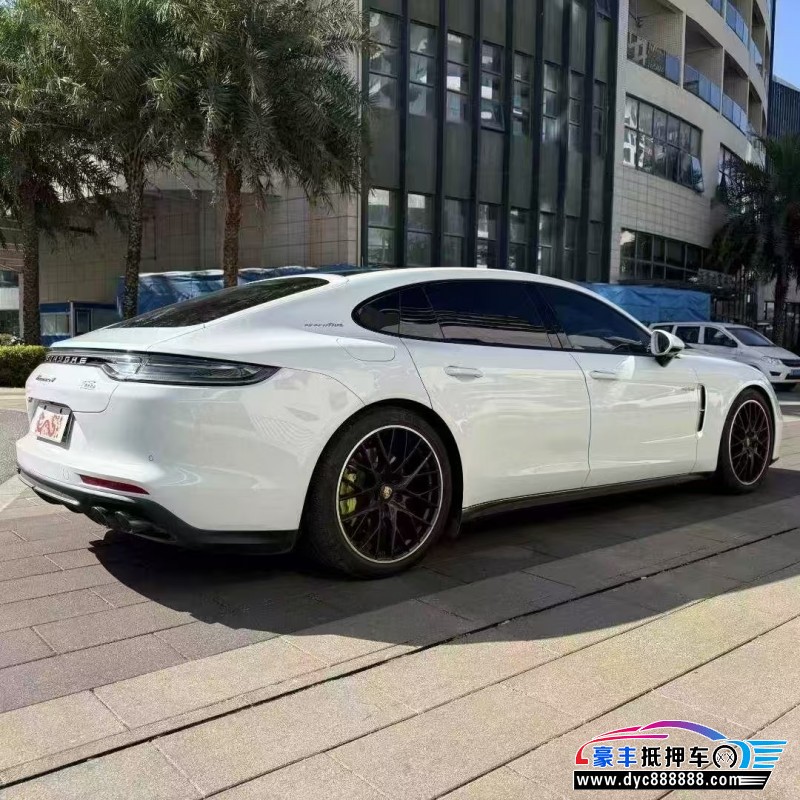 22年保时捷帕纳梅拉轿车抵押车出售