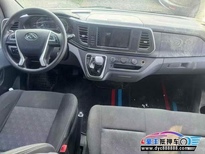 24年上汽大通V80轿车抵押车出售