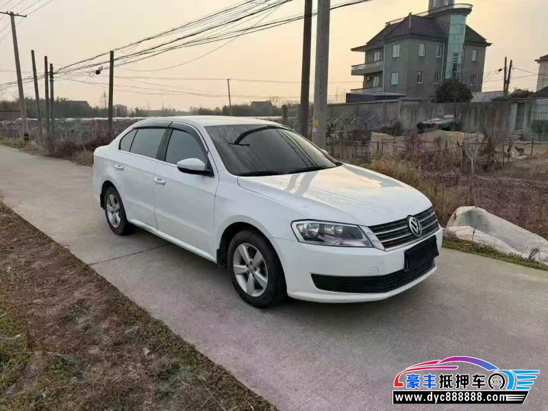 17年大众朗逸轿车抵押车出售