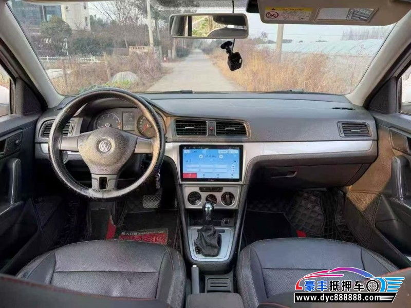 17年大众朗逸轿车抵押车出售