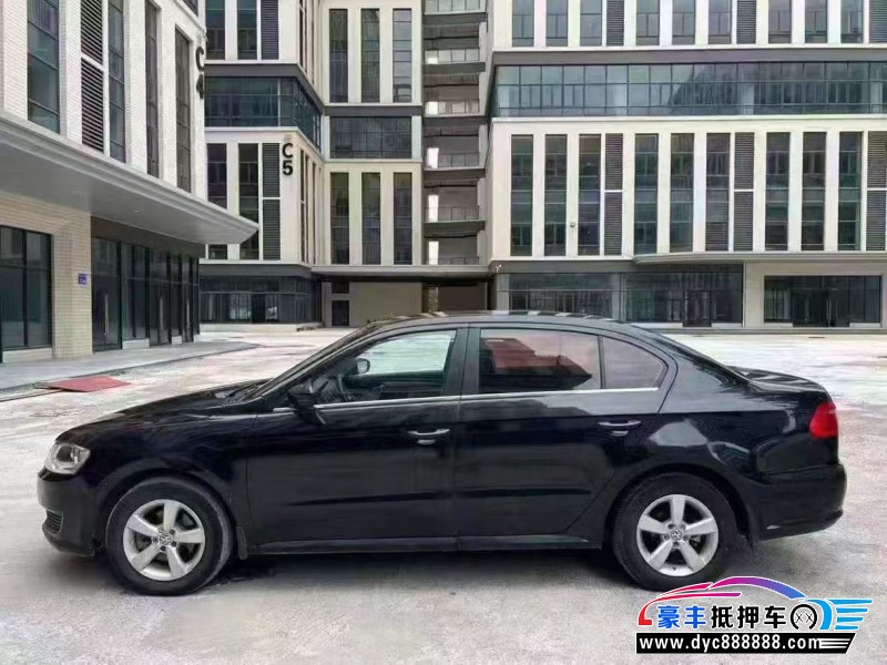 13年大众朗逸轿车抵押车出售