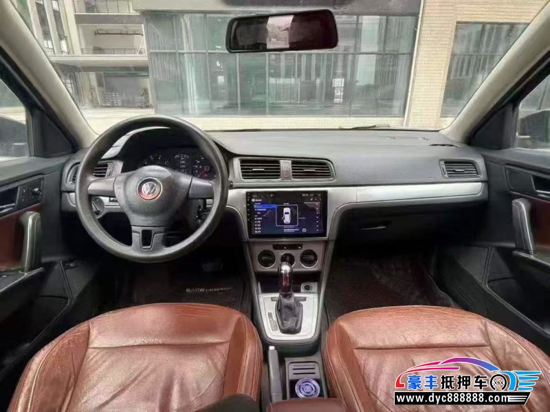 13年大众朗逸轿车抵押车出售