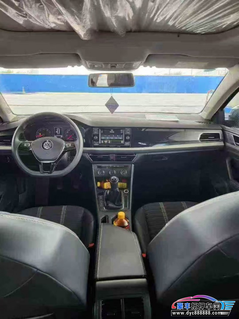 19年大众朗逸轿车抵押车出售