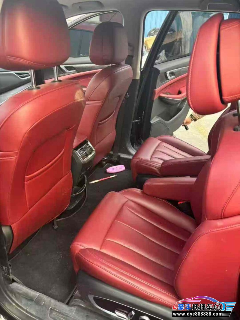 22年东风风光580轿车抵押车出售