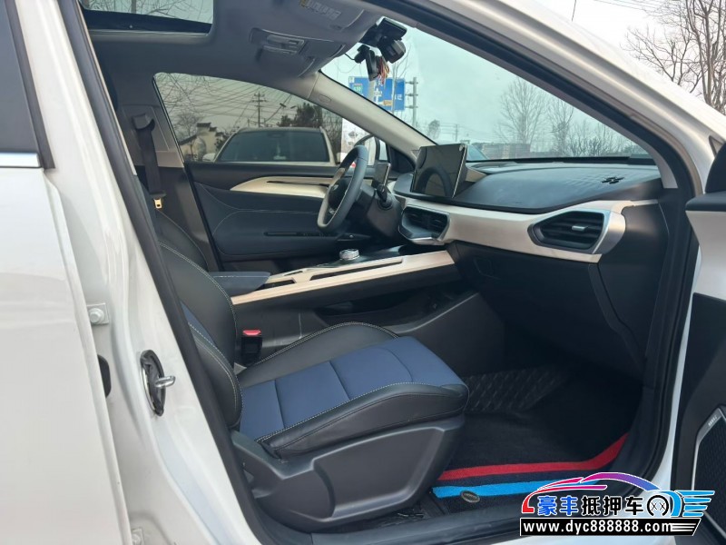 23年吉利几何轿车抵押车出售