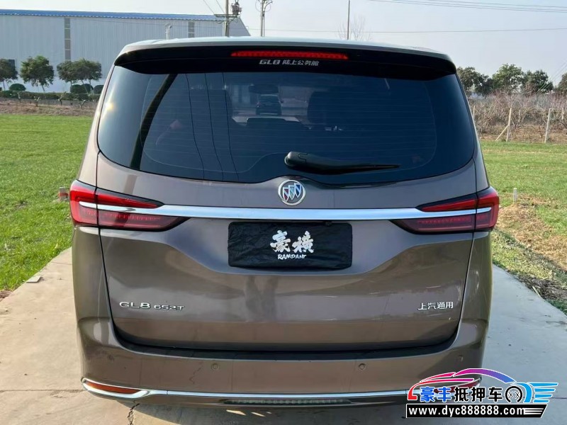 20年别克GL8轿车抵押车出售