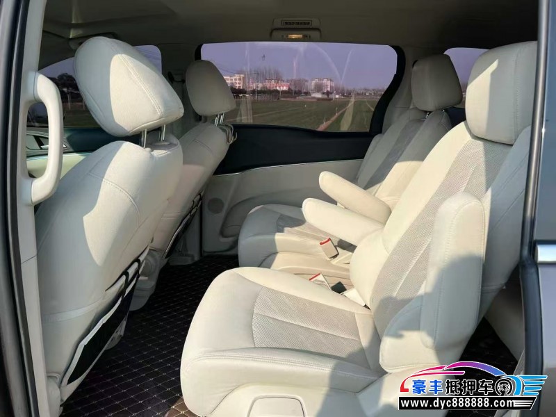 20年别克GL8轿车抵押车出售