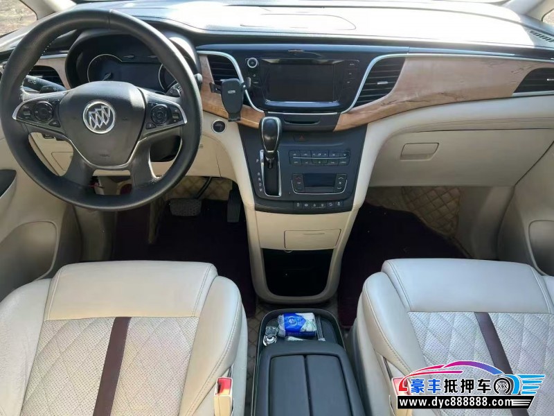 19年别克GL8轿车抵押车出售