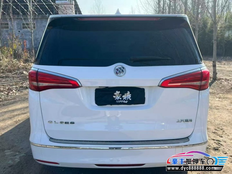 19年别克GL8轿车抵押车出售