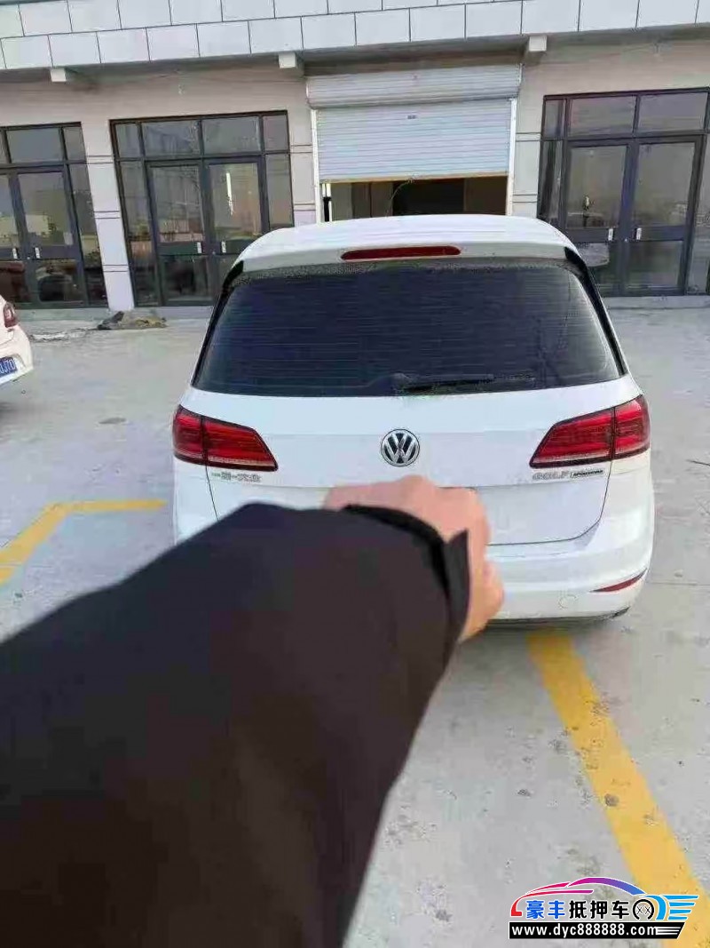 18年大众高尔夫轿车抵押车出售