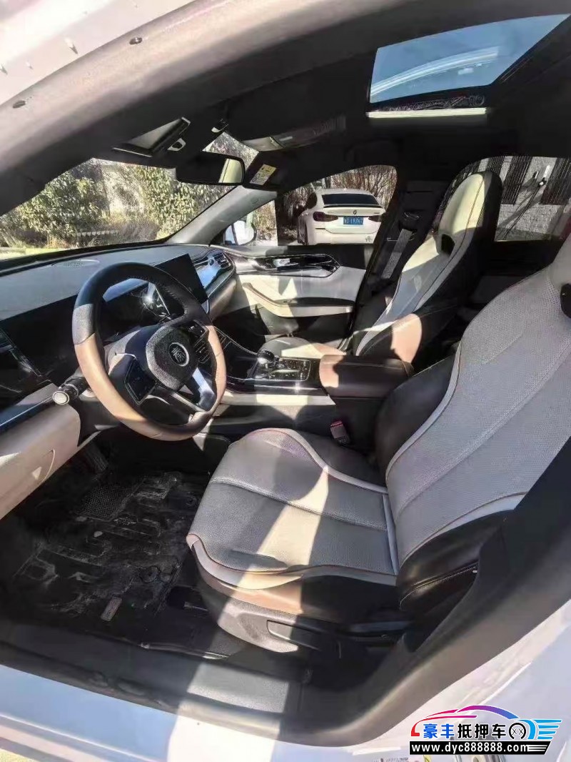 24年比亚迪秦轿车抵押车出售