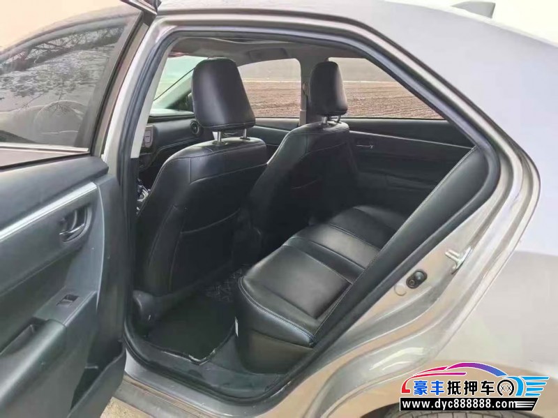 21年丰田卡罗拉轿车抵押车出售