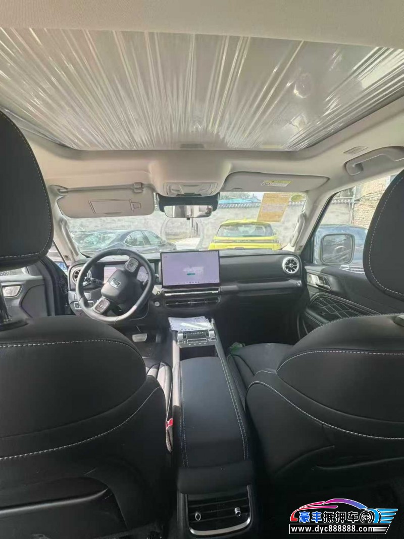 25年WEY坦克300轿车抵押车出售