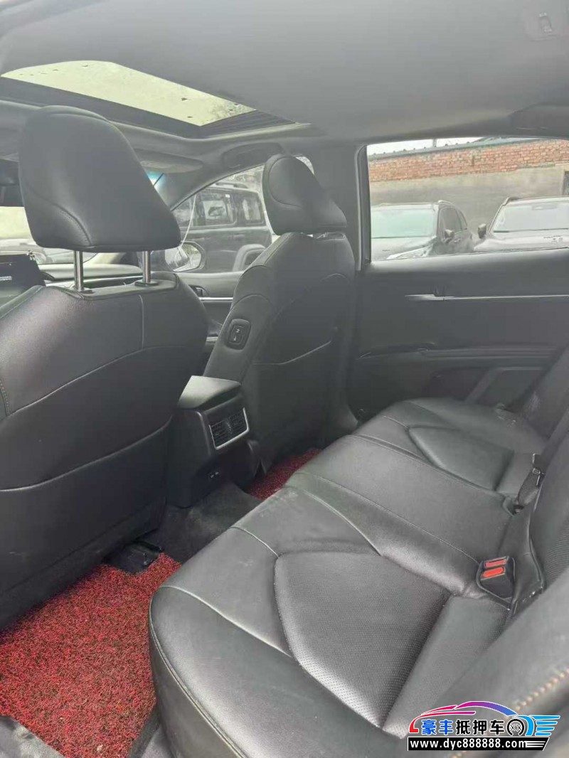 23年丰田凯美瑞轿车抵押车出售